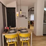 Гостевой дом Romantic Porto Close To Sandy 3*