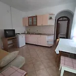 Гостевой дом Romantic Porto Close To Sandy Цриквеница