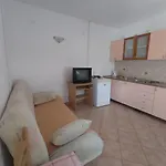 Гостевой дом Romantic Porto Close To Sandy
