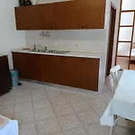 Romantic Porto Close To Sandy Гостевой дом Цриквеница