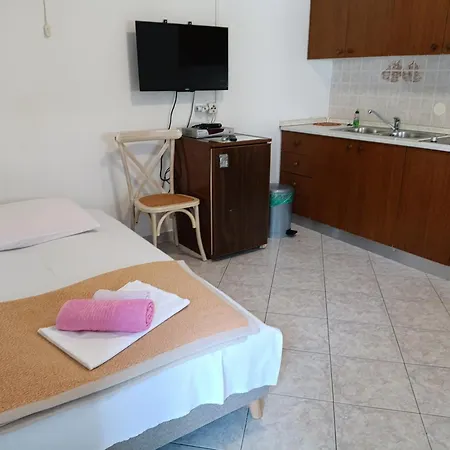 Romantic Porto Close To Sandy 3* Crikvenica