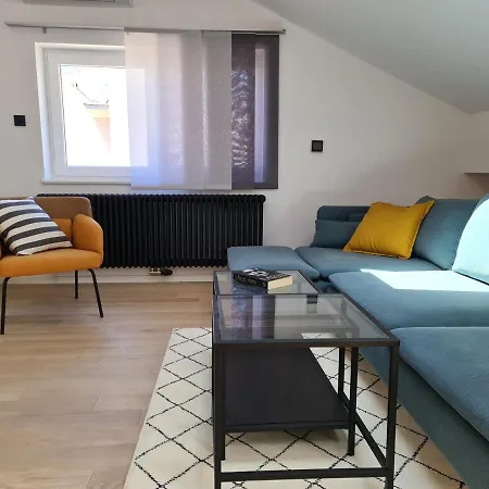 Guest house Romantic Porto Close To Sandy