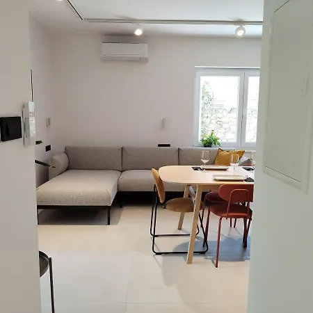 Romantic Porto Close To Sandy Guest house Crikvenica