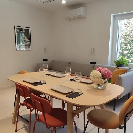 Guest house Romantic Porto Close To Sandy