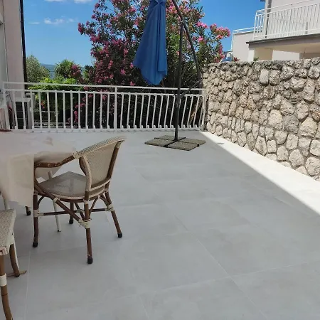 Guest house Romantic Porto Close To Sandy