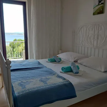 Romantic Porto Close To Sandy Guest house