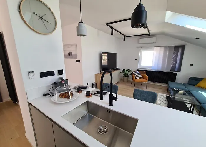 Romantic Porto Close To Sandy 3* Crikvenica