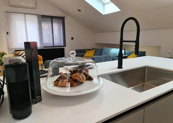 招待所 Romantic Porto Close To Sandy 茨里克韦尼察