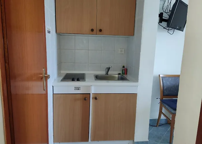 Romantic Porto Close To Sandy