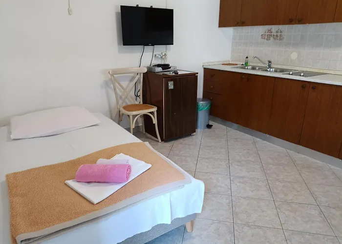 Romantic Porto Close To Sandy 3* 茨里克韦尼察